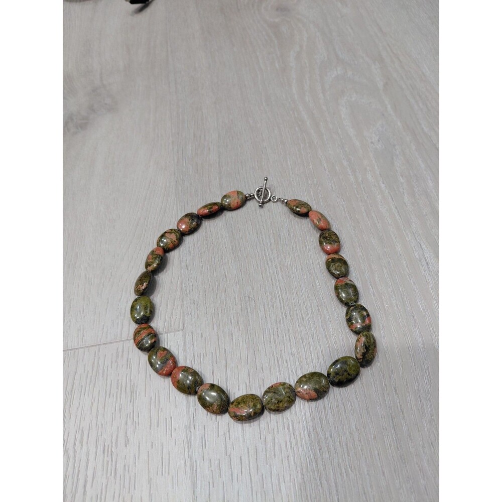Necklace Green & Salmon Unakita Stone 16 Inch